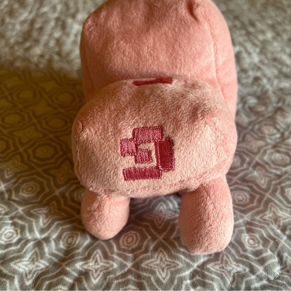 Minecraft Pig Plush Pink Stuffed Animal Pixelated Video Game Toy Mojang 6" - Picture 3 of 5